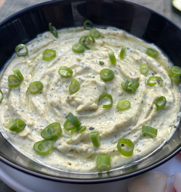 Creamy Zucchini Spread with Garlic and Olive Oil